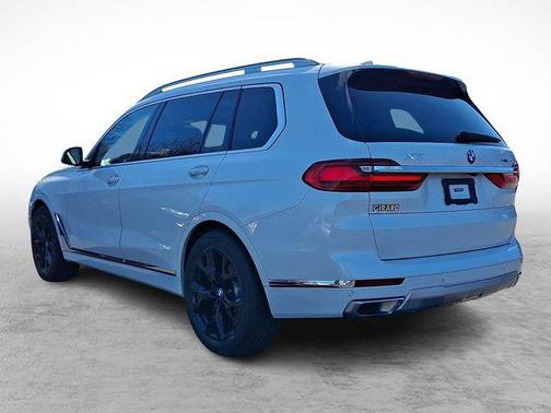Mineral White Metallic 2019 BMW X7 xDrive40i