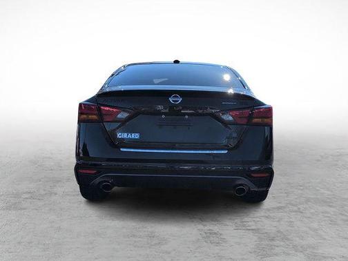 2022 Nissan Altima SR Intelligent AWD