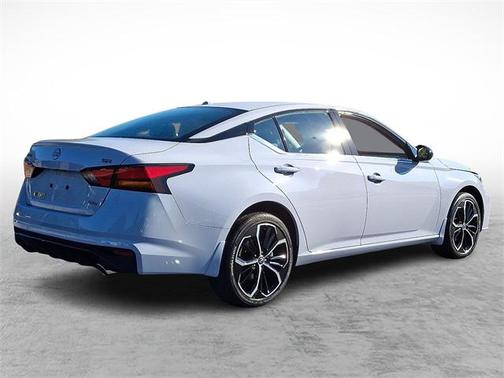 2025 Nissan Altima SR AWD