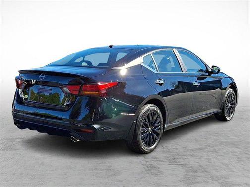 2025 Nissan Altima SV AWD