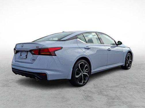 2025 Nissan Altima SR AWD