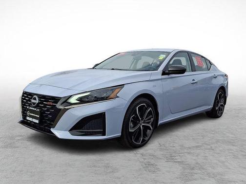 2025 Nissan Altima SR AWD