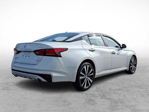 2021 Nissan Altima Platinum Intelligent AWD