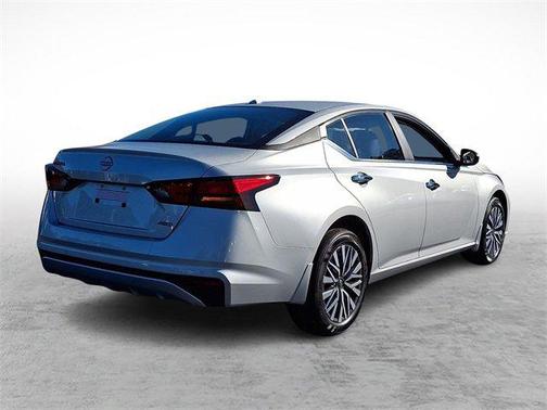 2025 Nissan Altima SV AWD