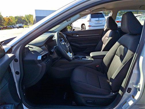 2025 Nissan Altima SV AWD