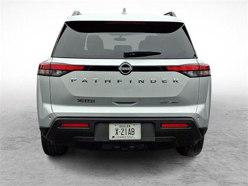 2022 Nissan Pathfinder SV 4WD
