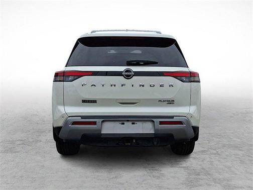 2024 Nissan Pathfinder Platinum 4WD