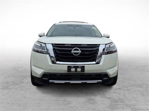 2024 Nissan Pathfinder Platinum 4WD