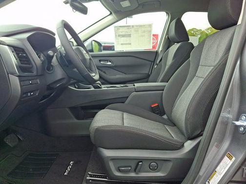 Gun Metallic 2026 Nissan Rogue SV