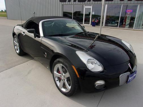 Mysterious (Black) 2007 Pontiac Solstice