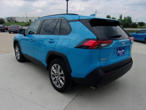 2019 Toyota RAV4 XLE Premium