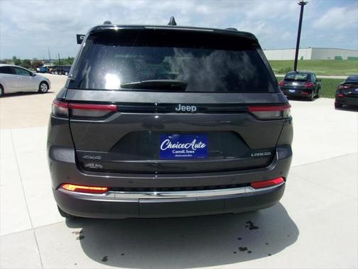 2023 Jeep Grand Cherokee Laredo