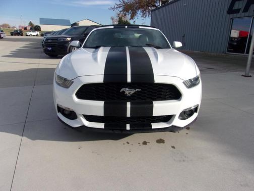 2017 Ford Mustang EcoBoost Premium