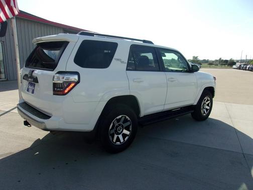 2024 Toyota 4Runner TRD Off Road