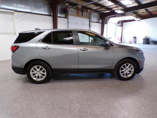 Silver 2024 Volvo XC40 B5 Plus Bright Theme