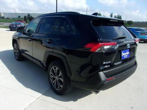 2023 Toyota RAV4 Hybrid XLE Premium