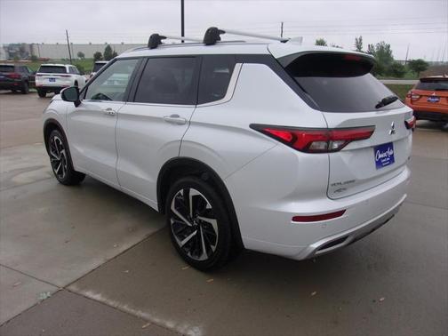 2022 Mitsubishi Outlander SEL Special Edition 2WD