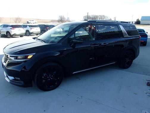 2024 Kia Carnival SX