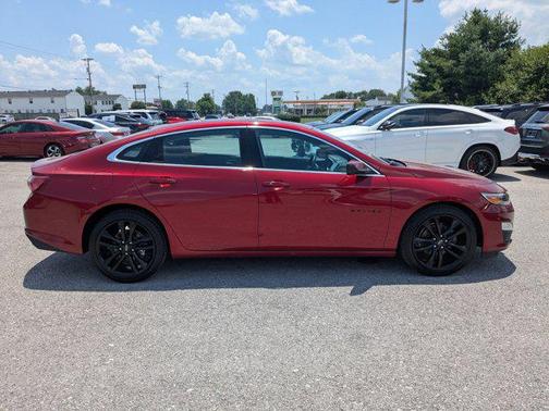 2022 Chevrolet Malibu FWD LT