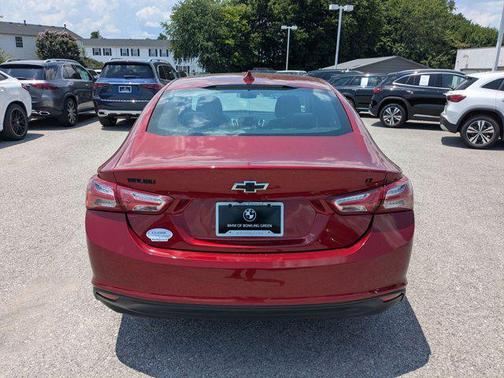 2022 Chevrolet Malibu FWD LT