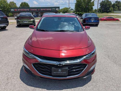 2022 Chevrolet Malibu FWD LT