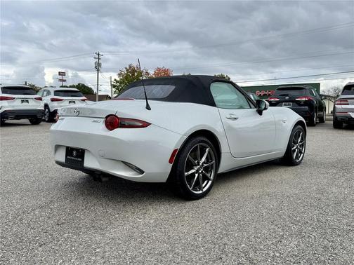 2016 Mazda MX-5 Miata Grand Touring