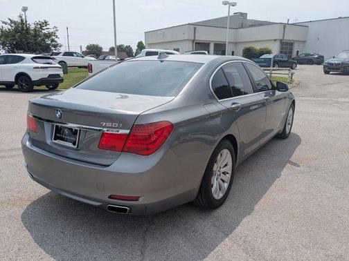 2010 BMW 750 I