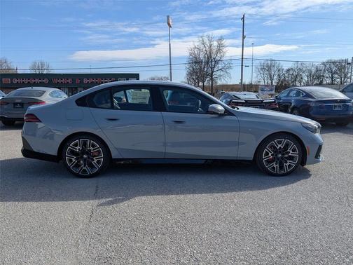 2026 BMW 550e xDrive