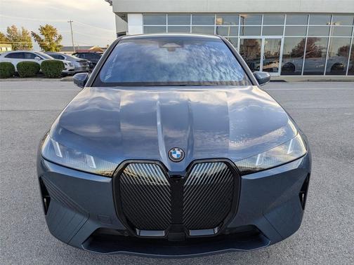 2026 BMW iX xDrive45