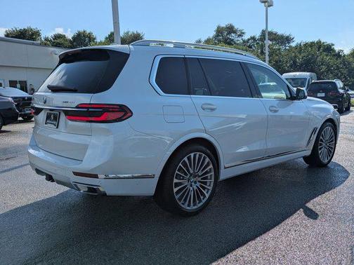 2026 BMW X7 xDrive40i