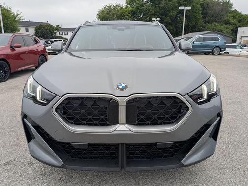 Skyscraper Grey Metallic 2026 BMW X2 xDrive28i