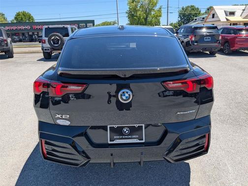 Black Sapphire Metallic 2026 BMW X2 xDrive28i