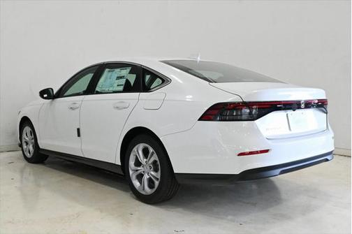 2025 Honda Accord LX 1.5T