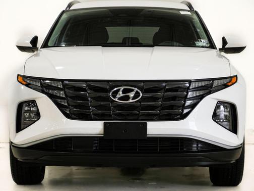 White Pearl 2024 Hyundai TUCSON SEL