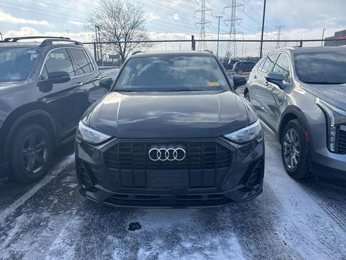 2022 Audi Q3 Premium