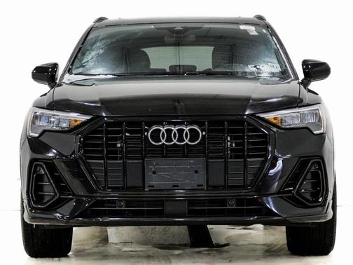 2022 Audi Q3 Premium