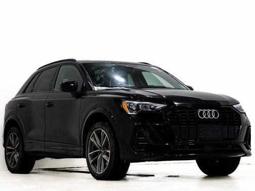 2022 Audi Q3 Premium