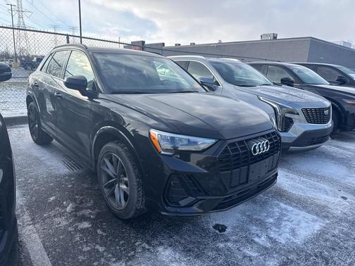 2022 Audi Q3 Premium