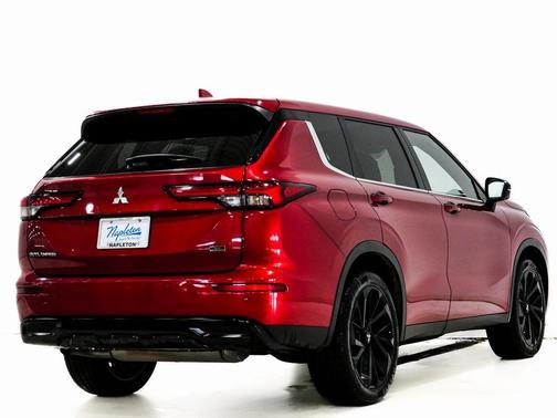 2024 Mitsubishi Outlander SE Black Edition