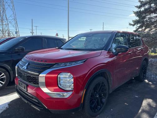 2024 Mitsubishi Outlander SE Black Edition