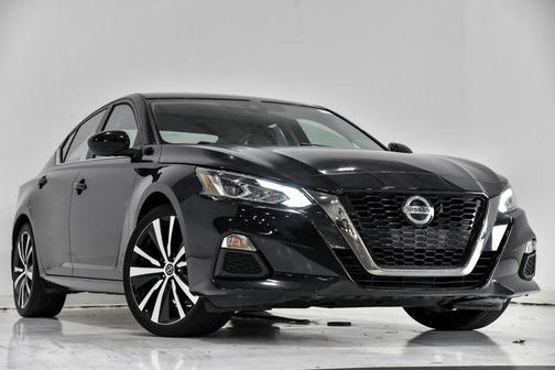 2020 Nissan Altima 2.5 SR