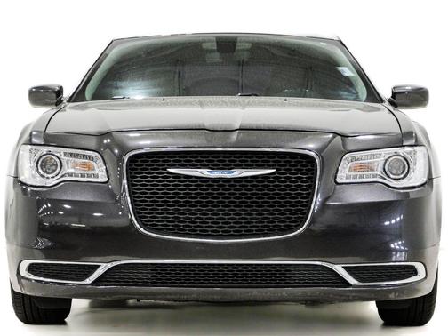 Granite Crystal Metallic Clearcoat 2023 Chrysler 300 Touring