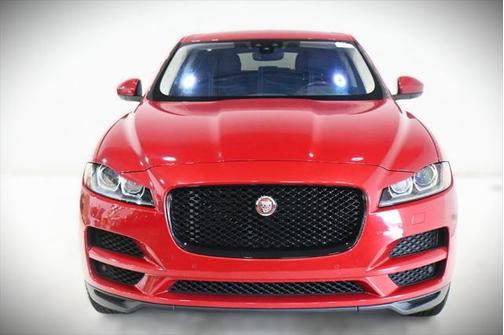 2020 Jaguar F-PACE 25t Prestige