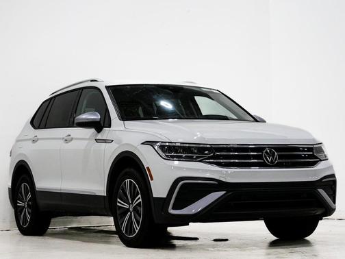 2024 Volkswagen Tiguan 2.0T Wolfsburg Edition
