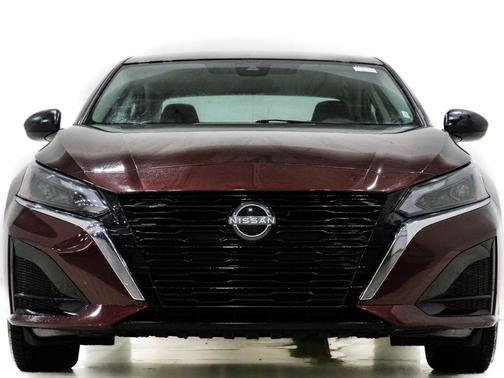 Garnet Pearl Metallic 2024 Nissan Altima 2.5 SV