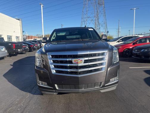 2018 Cadillac Escalade ESV Premium Luxury
