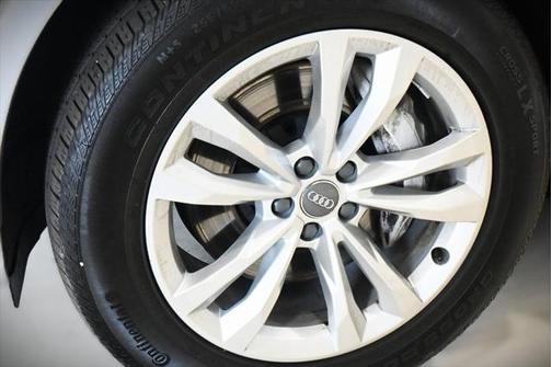 2019 Audi Q7 55 Premium Plus
