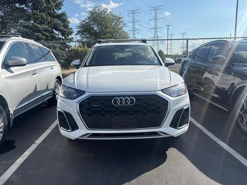 2023 Audi Q5 45 S line Premium