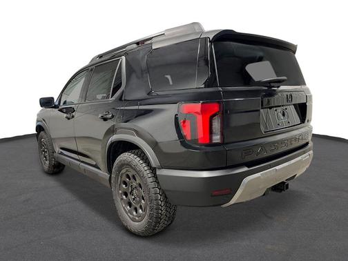 Crystal Black 2026 Honda Passport