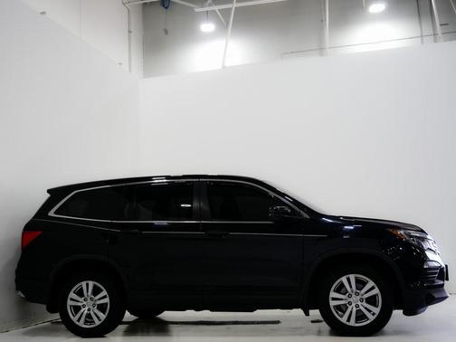 2017 Honda Pilot LX